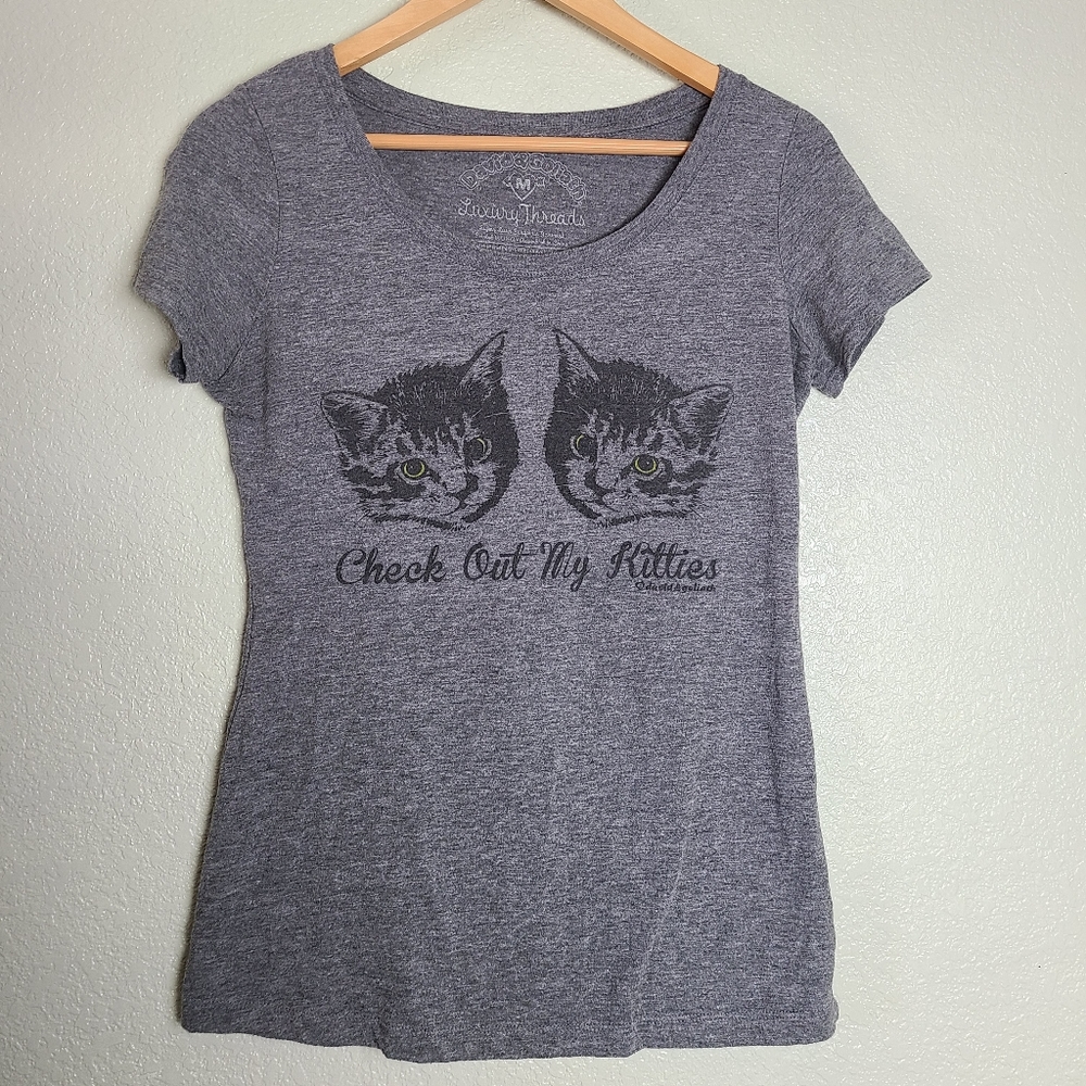 Kitty Tee